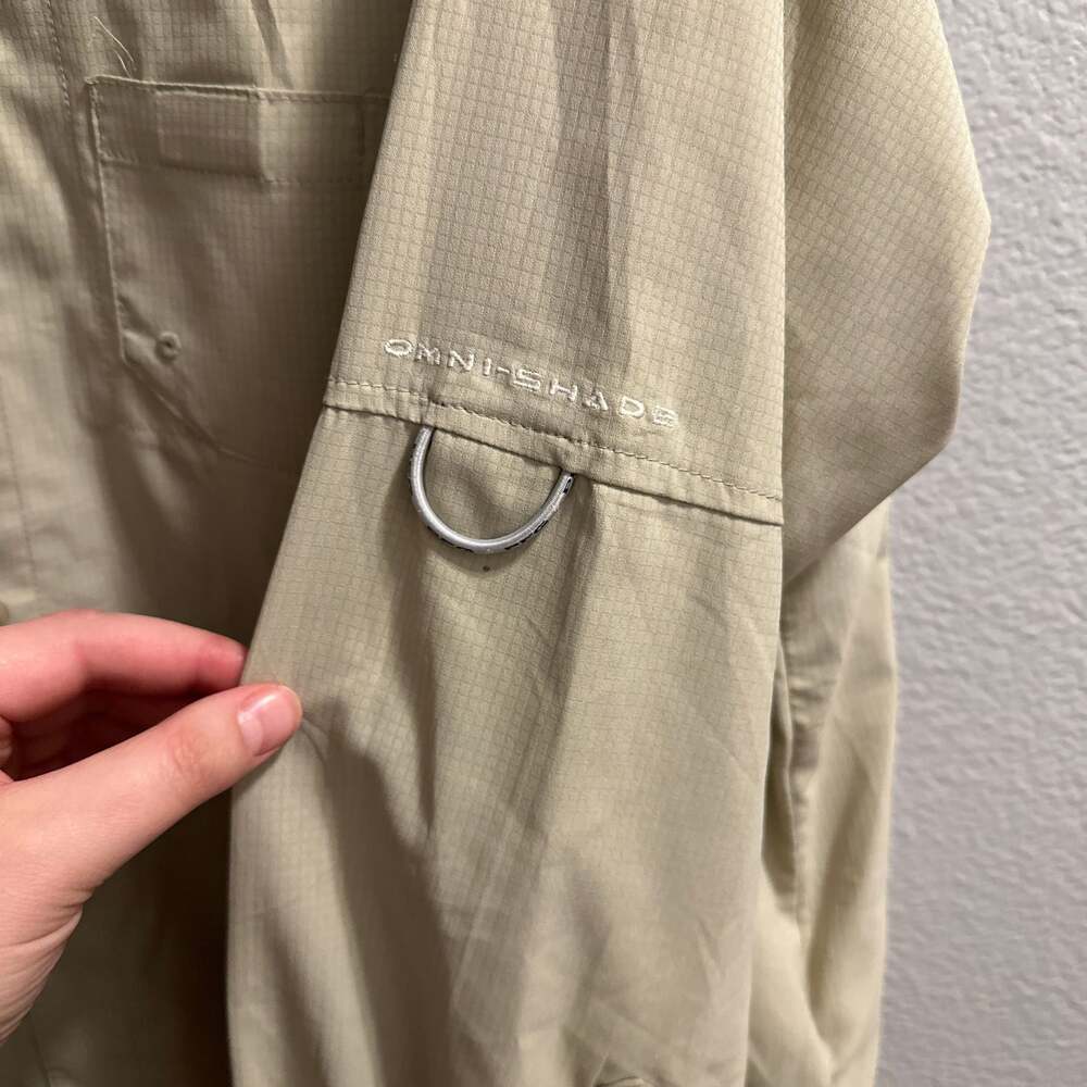 Columbia Men's PFG Tamiami II Long-Sleeve Shirt in Fossil - Picture 4 of 9